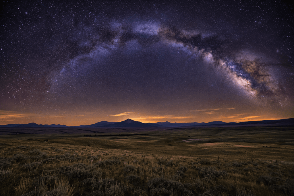 Wide Wyoming grasslands beneath the Milky Way